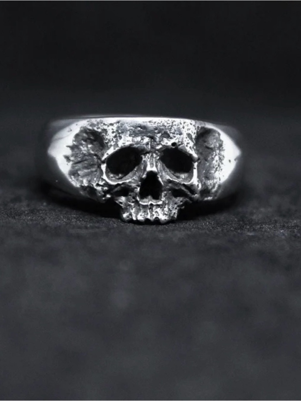 Silver Skull Signet Ring - Gothic Style SIZE 7